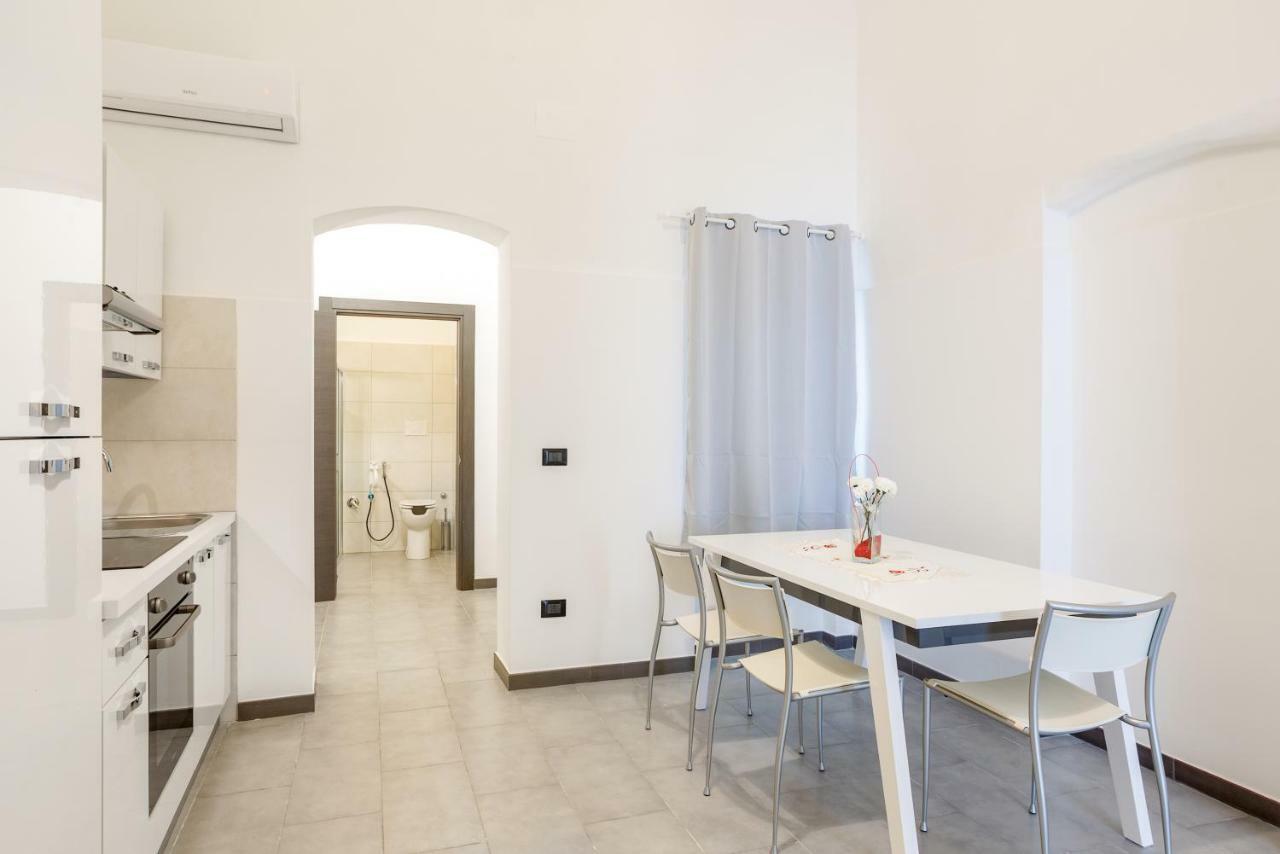 Ferienwohnung San Nicola Bilocali Vgm Bari Exterior foto